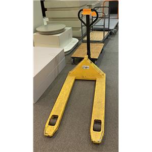 Lot 102

Pallet Lifter